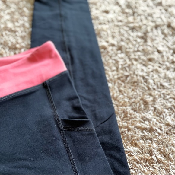 Forever21 black leggings - Picture 3 of 3